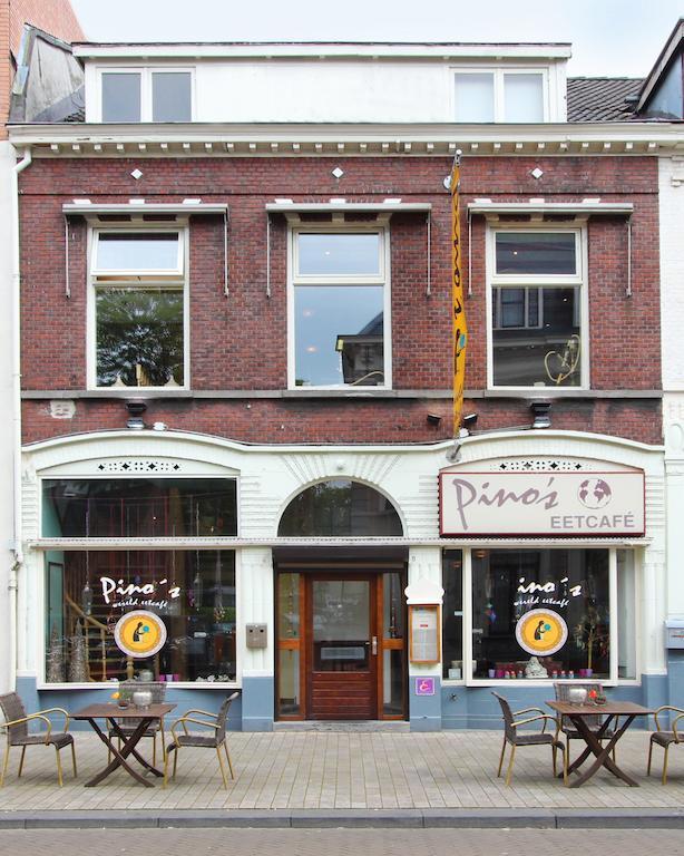 Pinos Eetcafe Bed & Breakfast Tilburg Dış mekan fotoğraf